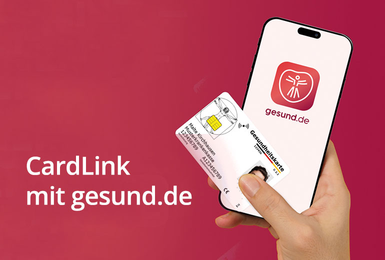Smartphone mit gesund.de-App und eGK in einer Hand