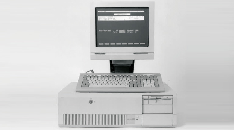 Apothekencomputer Datamax 2000 AC 20 aus 1982