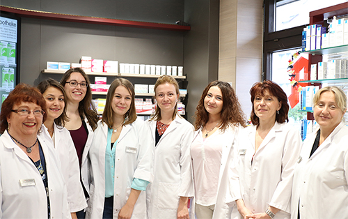 Team der Virchow Apotheke in Nürnberg